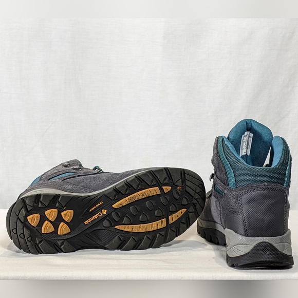 NEW Columbia Womens Newton Ridge Plus Waterproof Amped Hiking Shoe Sz 7 - Picture 2 of 3